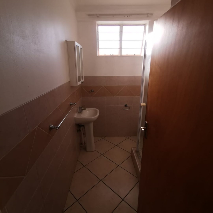 To Let 3 Bedroom Property for Rent in Lambton Gauteng