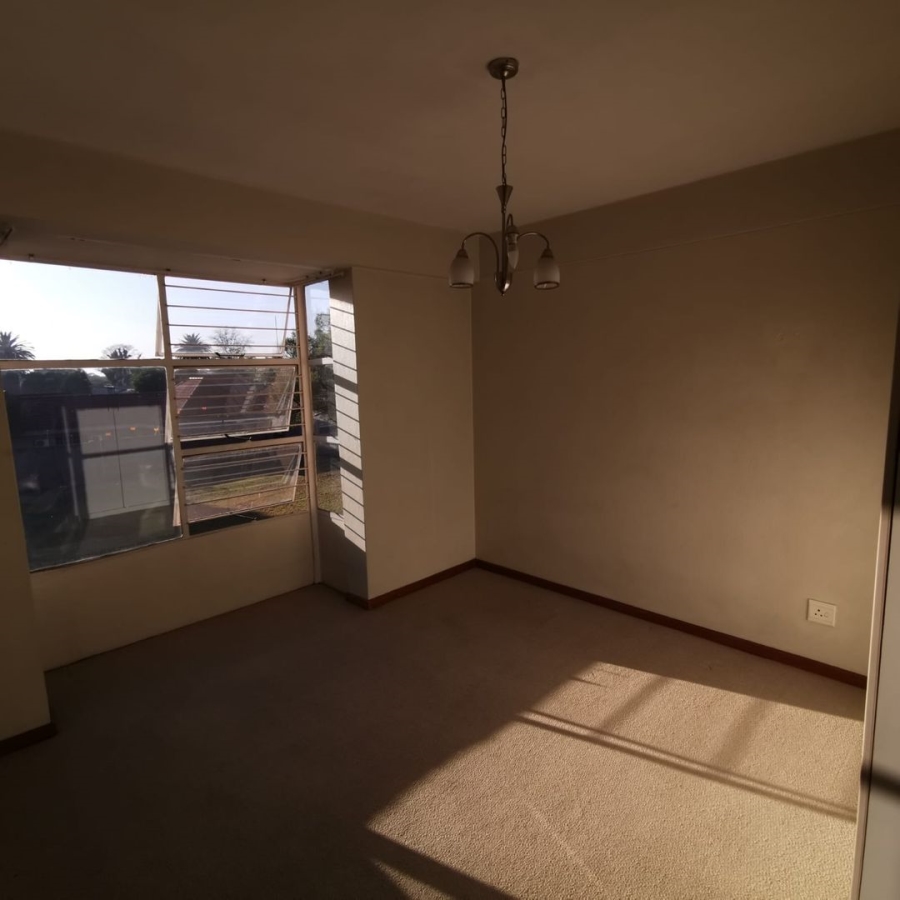 To Let 3 Bedroom Property for Rent in Lambton Gauteng