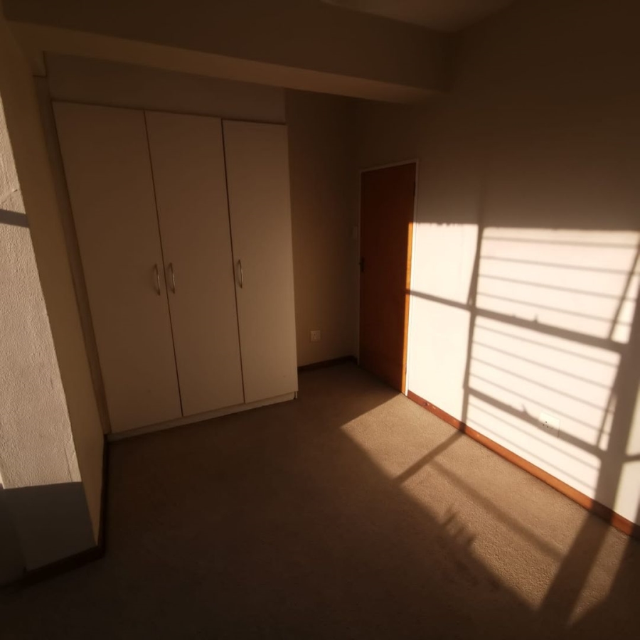 To Let 3 Bedroom Property for Rent in Lambton Gauteng
