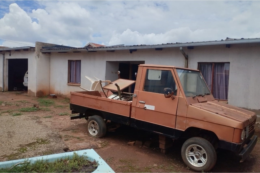 2 Bedroom Property for Sale in Lufhereng Gauteng