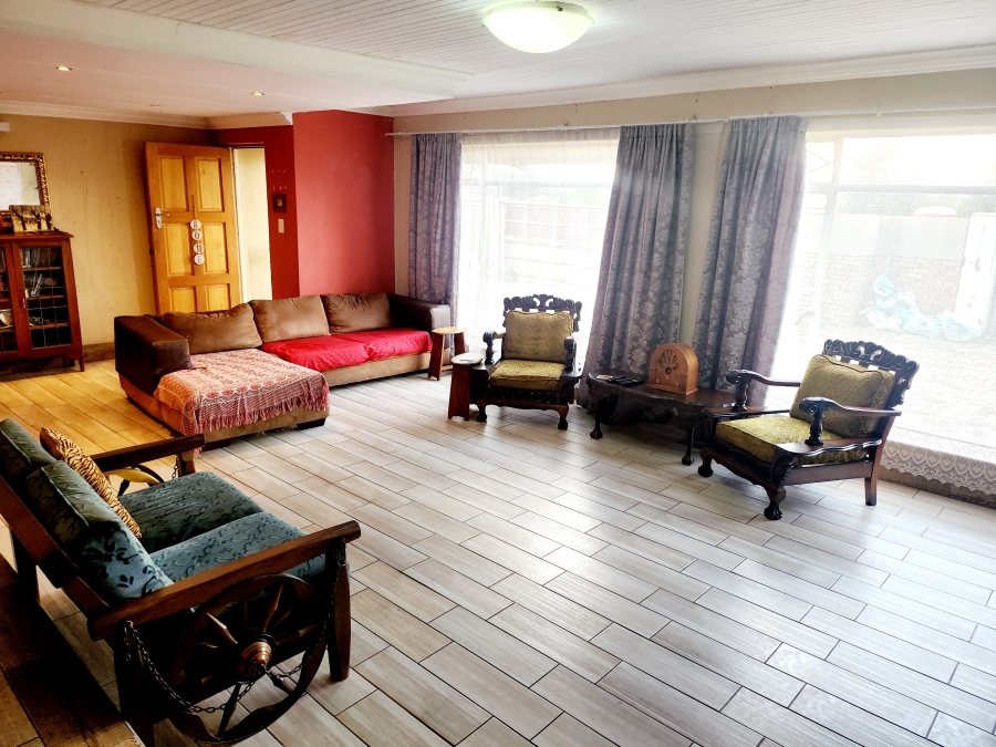 4 Bedroom Property for Sale in Riversdale Gauteng