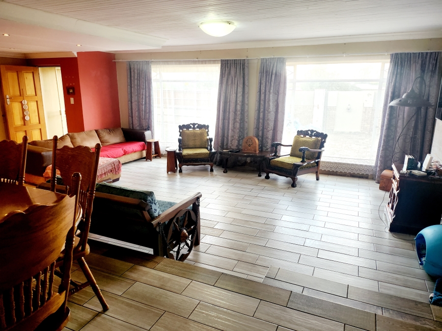 4 Bedroom Property for Sale in Riversdale Gauteng