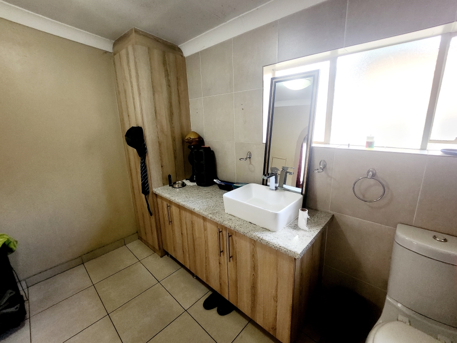 4 Bedroom Property for Sale in Riversdale Gauteng