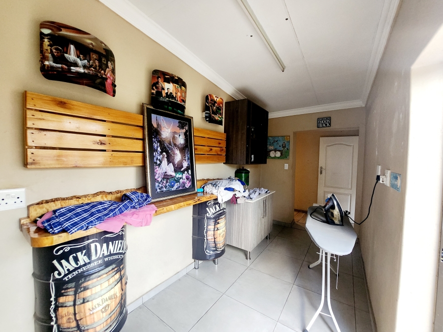 4 Bedroom Property for Sale in Riversdale Gauteng