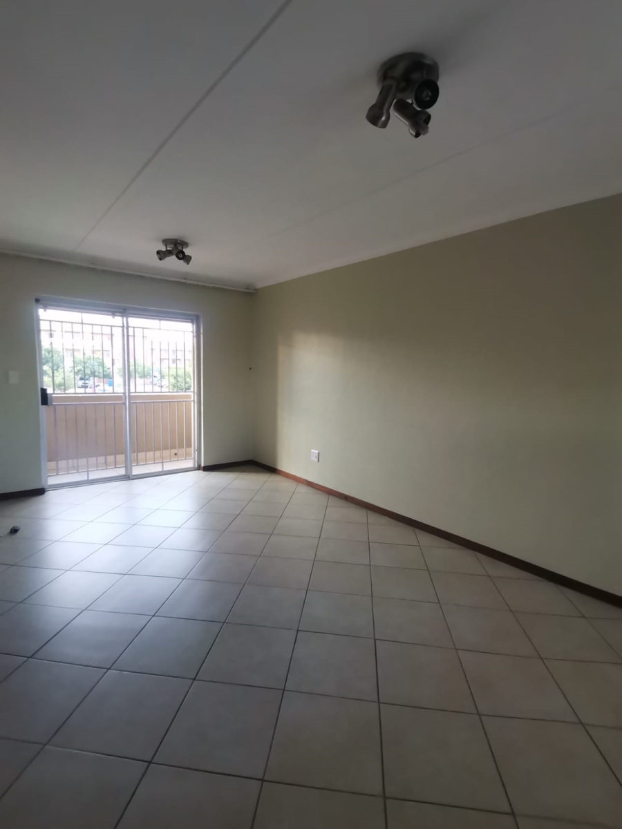 To Let 2 Bedroom Property for Rent in Monavoni A H Gauteng