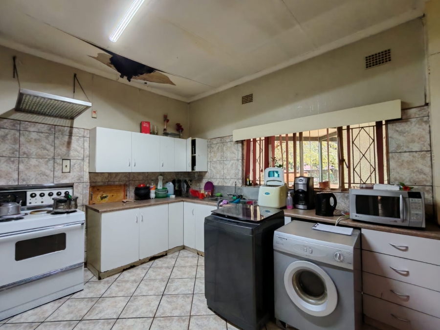 4 Bedroom Property for Sale in Risiville Gauteng