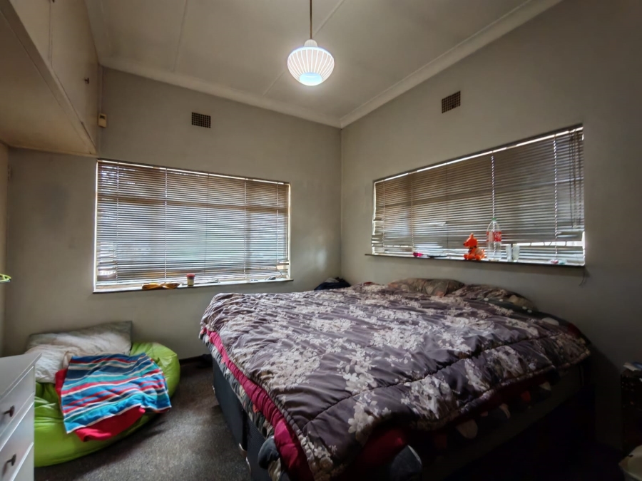 4 Bedroom Property for Sale in Risiville Gauteng