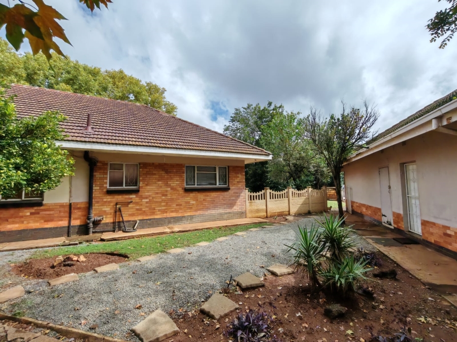 4 Bedroom Property for Sale in Risiville Gauteng
