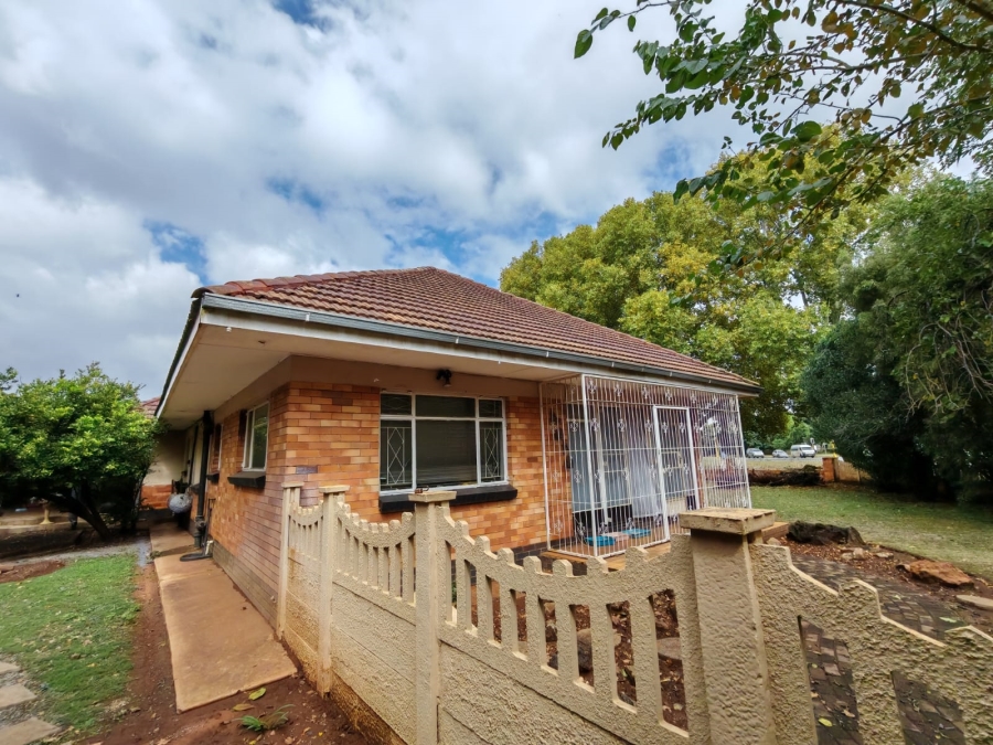 4 Bedroom Property for Sale in Risiville Gauteng