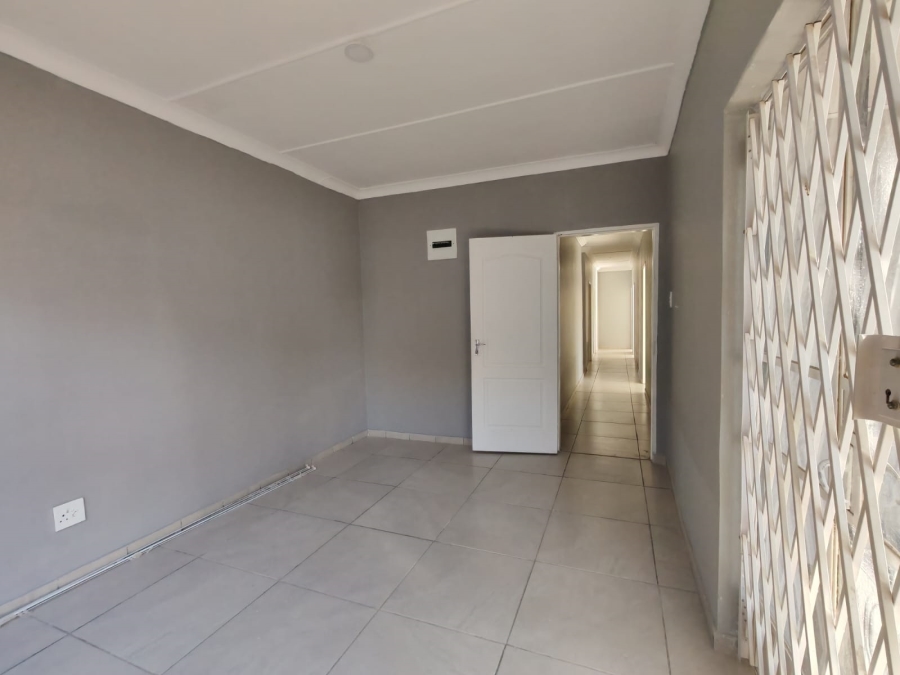4 Bedroom Property for Sale in Risiville Gauteng