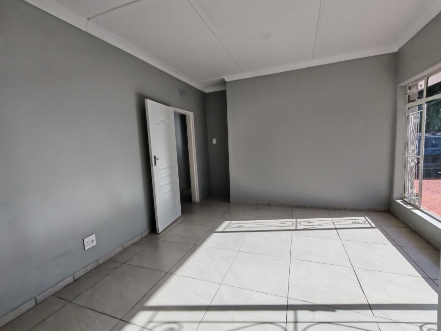 4 Bedroom Property for Sale in Risiville Gauteng