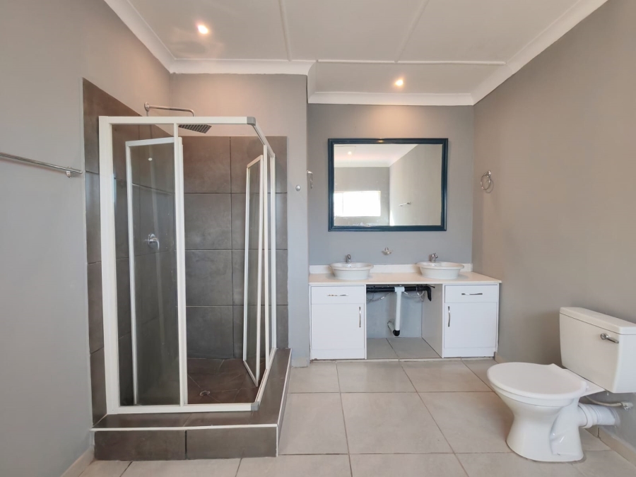 4 Bedroom Property for Sale in Risiville Gauteng