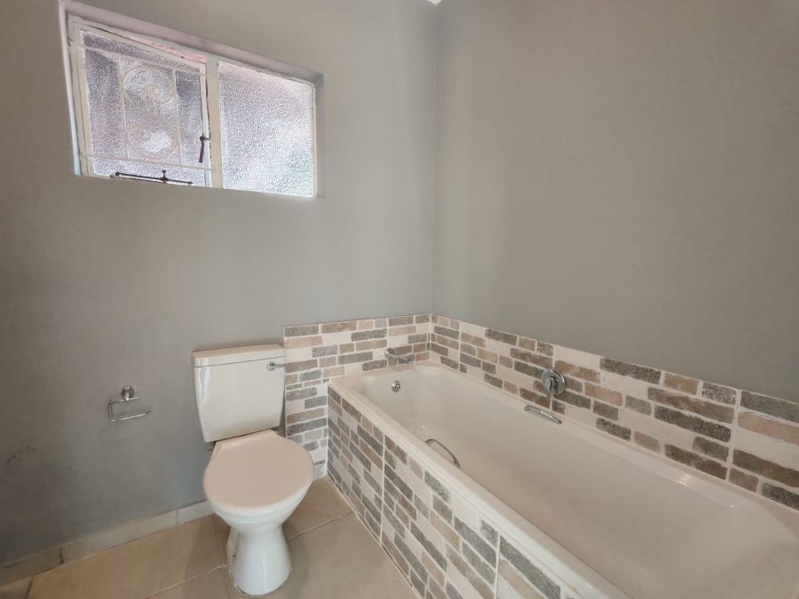 4 Bedroom Property for Sale in Risiville Gauteng