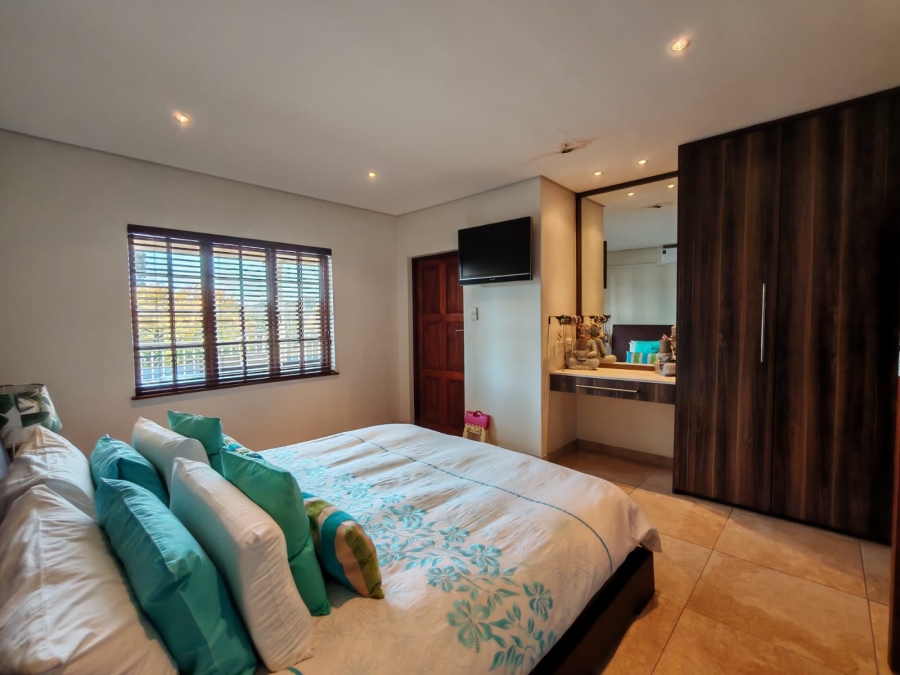 4 Bedroom Property for Sale in Three Rivers Proper Gauteng