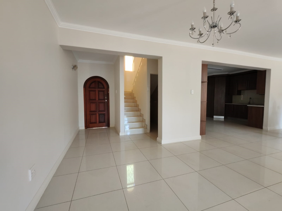 3 Bedroom Property for Sale in Three Rivers Proper Gauteng