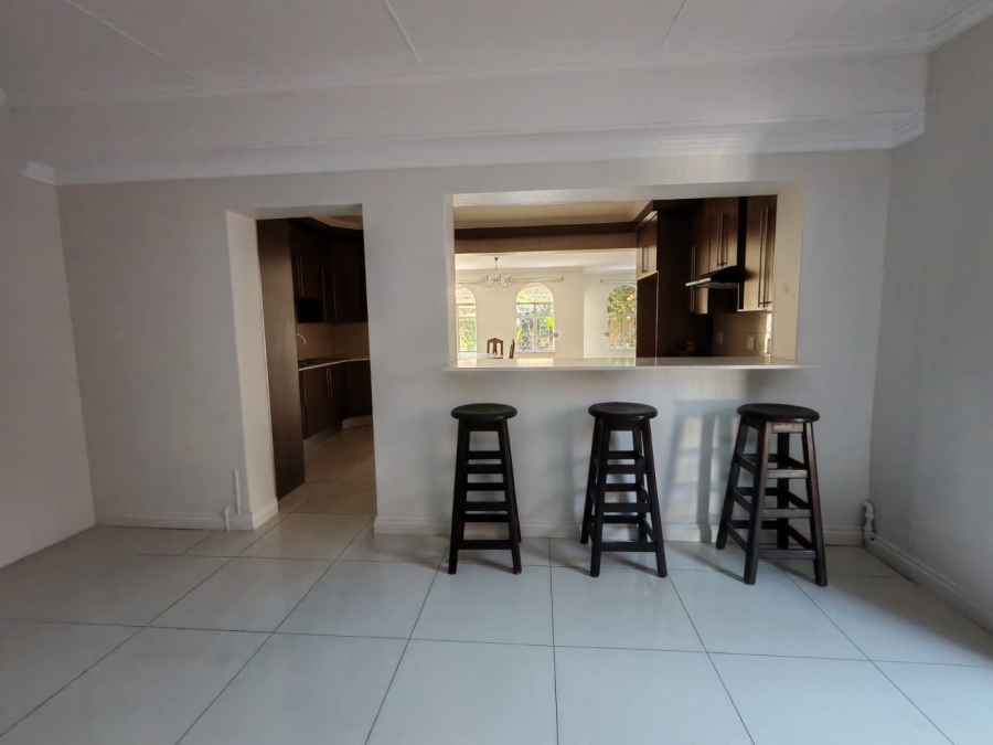 3 Bedroom Property for Sale in Three Rivers Proper Gauteng