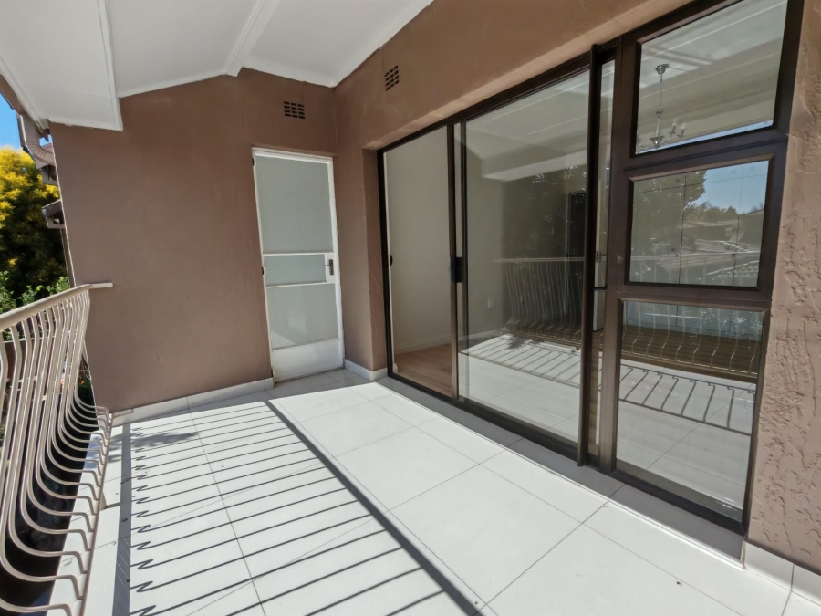 3 Bedroom Property for Sale in Three Rivers Proper Gauteng