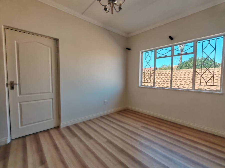 3 Bedroom Property for Sale in Three Rivers Proper Gauteng
