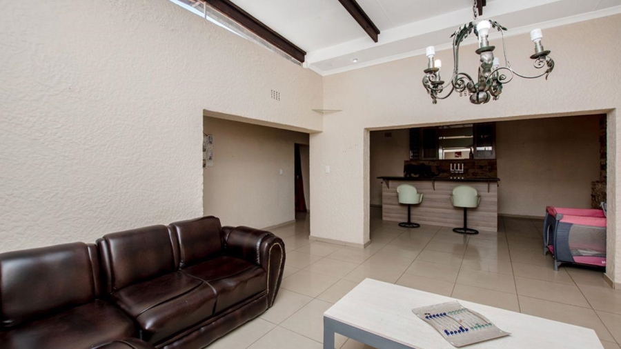 3 Bedroom Property for Sale in Kenleaf Gauteng