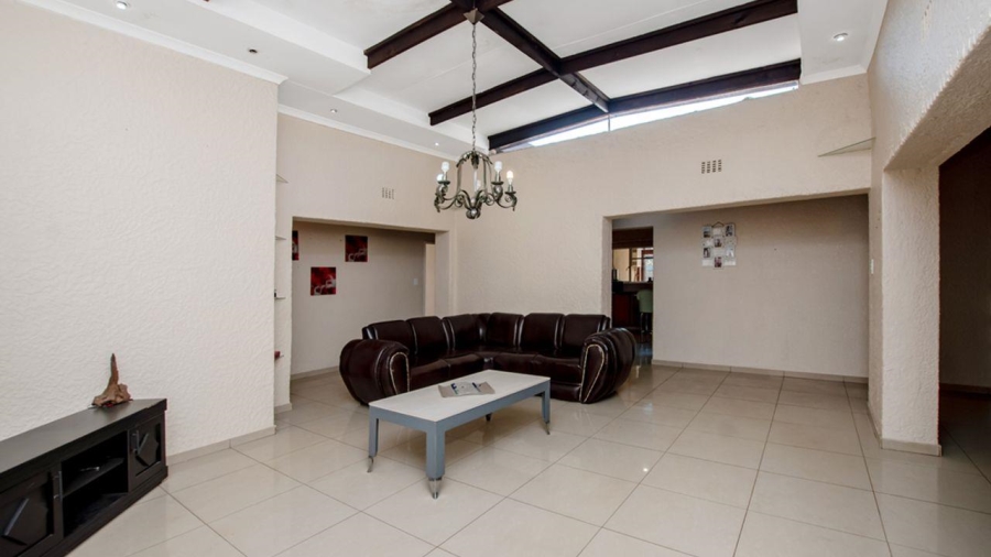 3 Bedroom Property for Sale in Kenleaf Gauteng