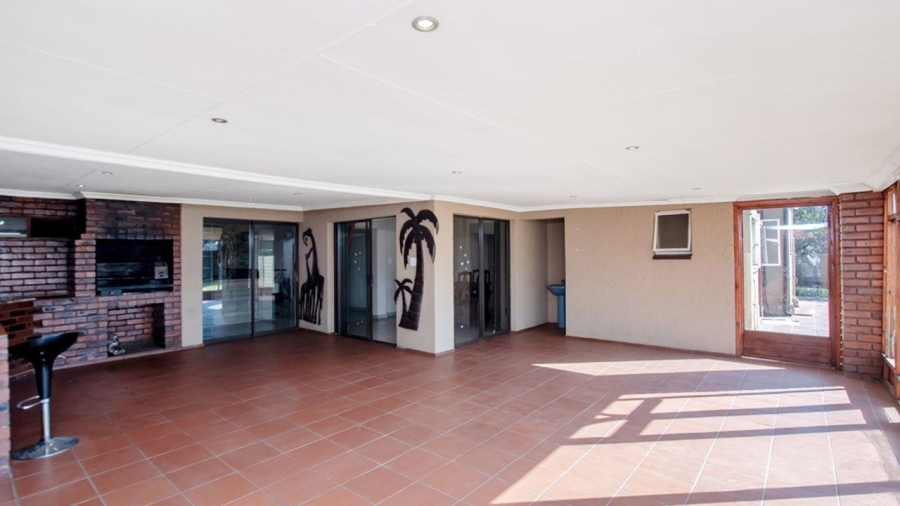 3 Bedroom Property for Sale in Kenleaf Gauteng
