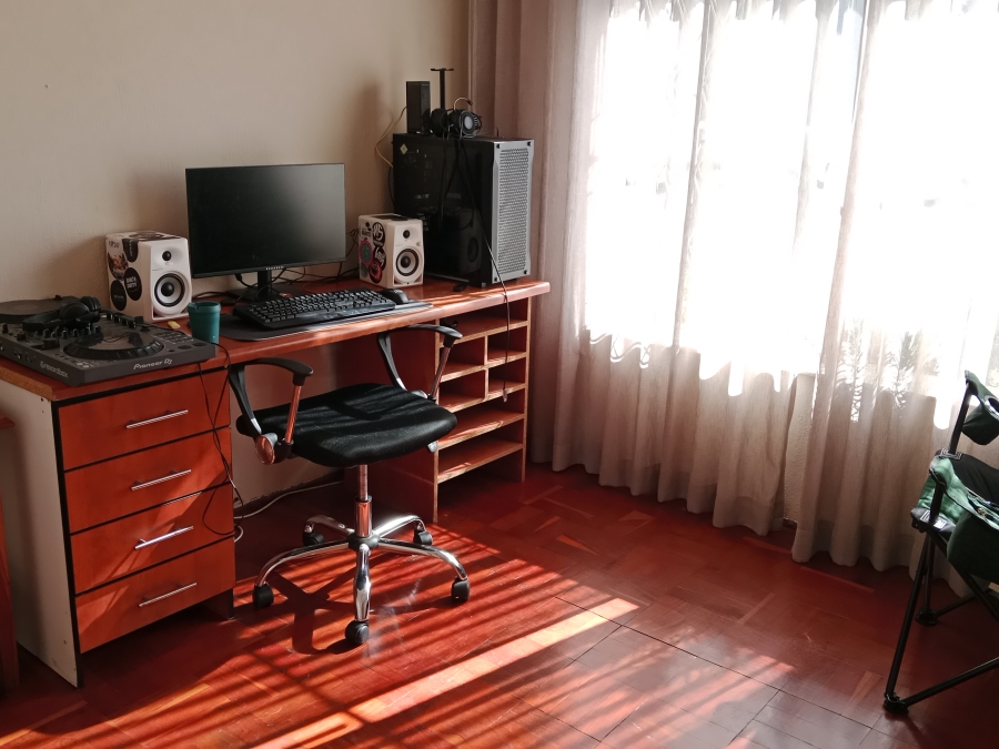 3 Bedroom Property for Sale in Brackendowns Gauteng