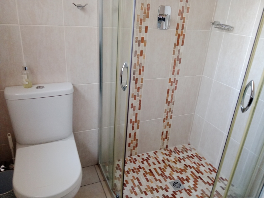 3 Bedroom Property for Sale in Brackenhurst Gauteng