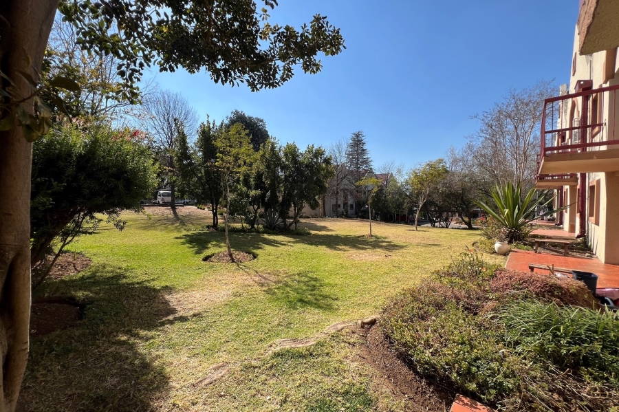2 Bedroom Property for Sale in Noordwyk Gauteng