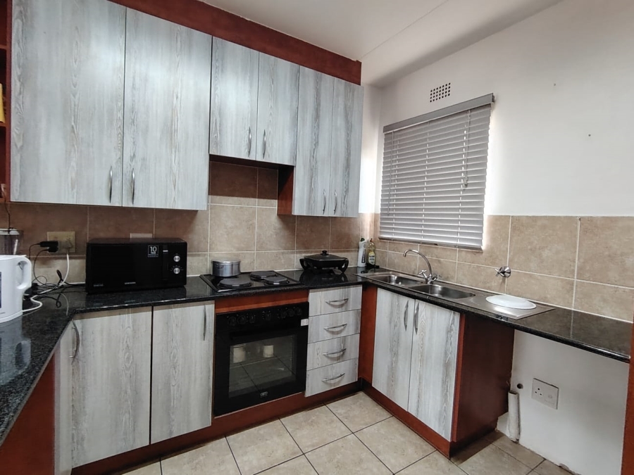 2 Bedroom Property for Sale in Sonneveld Gauteng