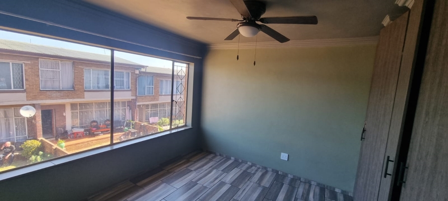 2 Bedroom Property for Sale in Brakpan Central Gauteng