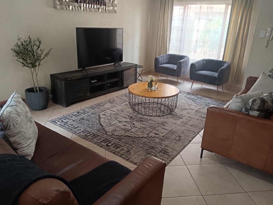3 Bedroom Property for Sale in Sonneveld Gauteng