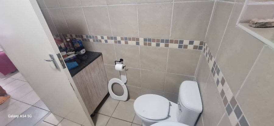 5 Bedroom Property for Sale in Anzac Gauteng