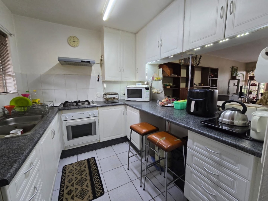2 Bedroom Property for Sale in Brakpan Central Gauteng