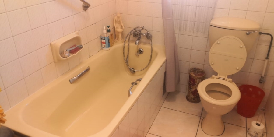 1 Bedroom Property for Sale in Benoni Central Gauteng