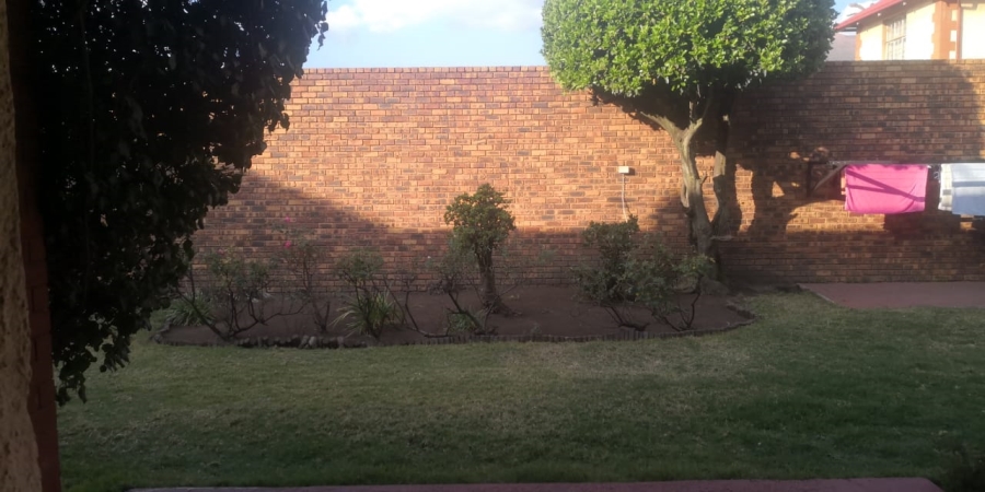 1 Bedroom Property for Sale in Benoni Central Gauteng