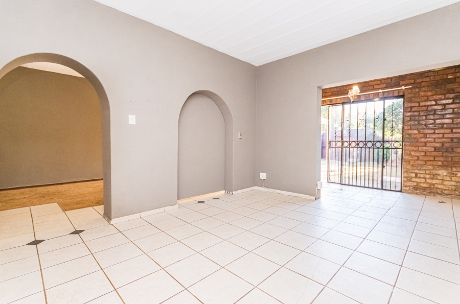 4 Bedroom Property for Sale in Greenhills Gauteng