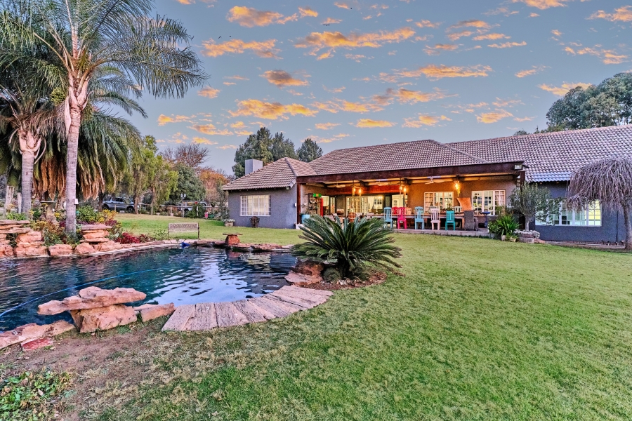 5 Bedroom Property for Sale in Glenferness Gauteng