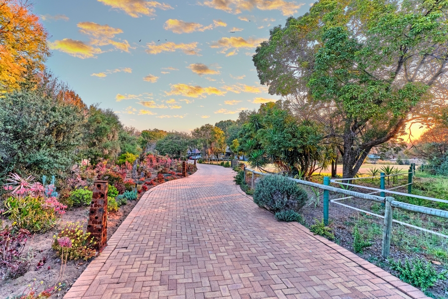 5 Bedroom Property for Sale in Glenferness Gauteng