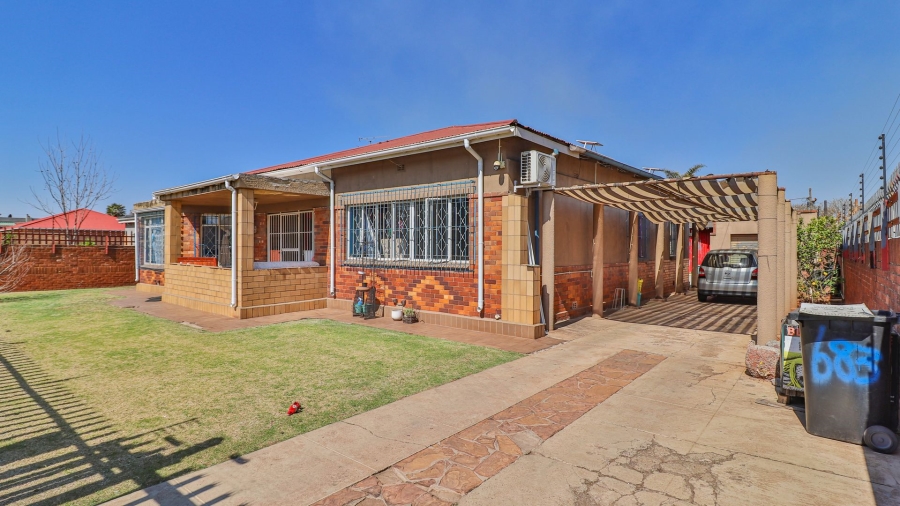 3 Bedroom Property for Sale in Brakpan Central Gauteng