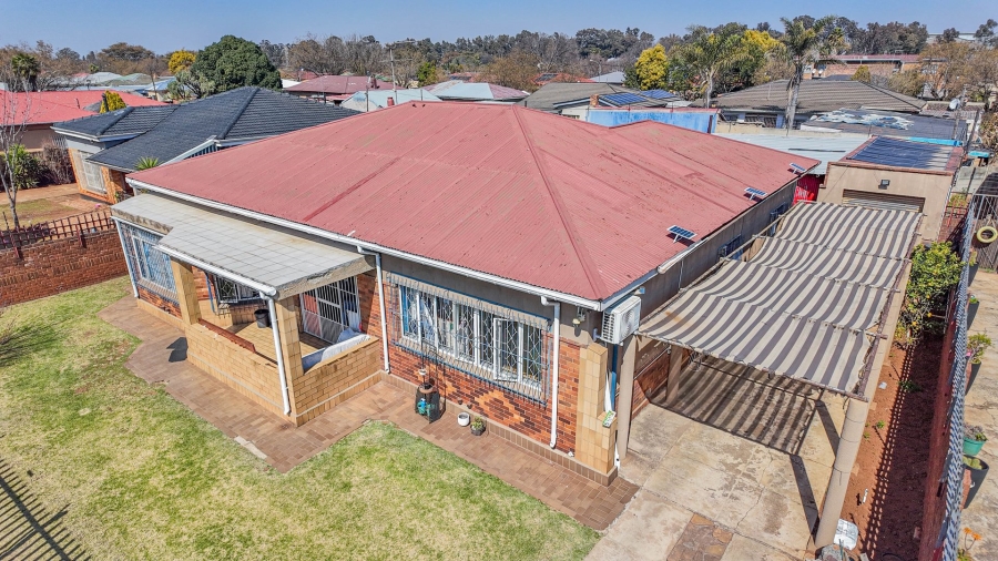 3 Bedroom Property for Sale in Brakpan Central Gauteng