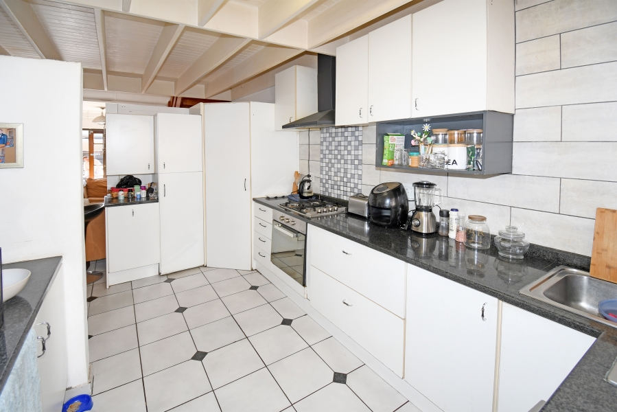 2 Bedroom Property for Sale in Northwold Gauteng