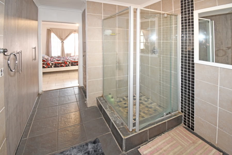2 Bedroom Property for Sale in Northwold Gauteng