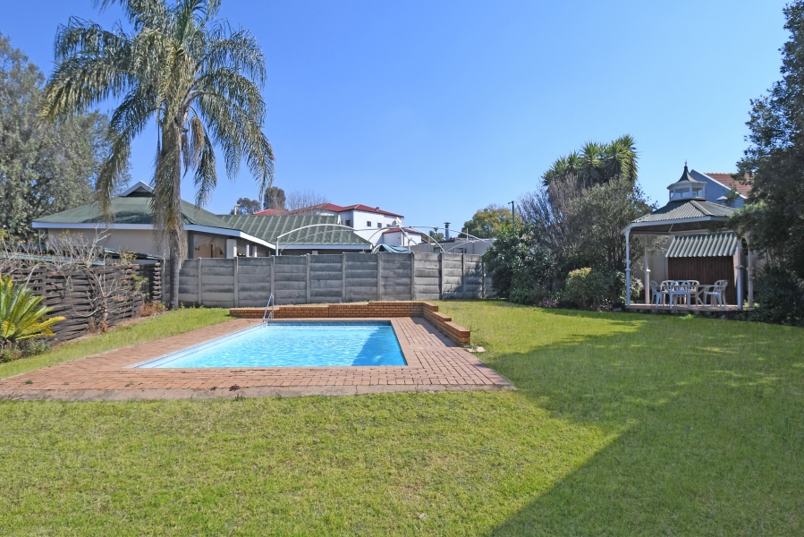 2 Bedroom Property for Sale in Northwold Gauteng