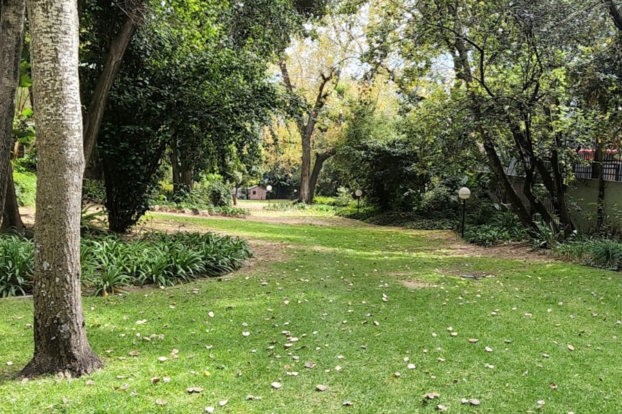 To Let 2 Bedroom Property for Rent in Sandown Gauteng