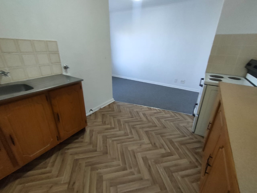 To Let 1 Bedroom Property for Rent in Linden Gauteng
