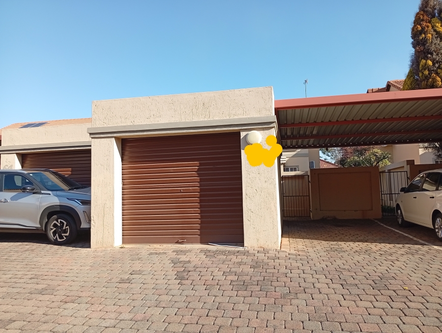 2 Bedroom Property for Sale in Willow Park Manor Gauteng