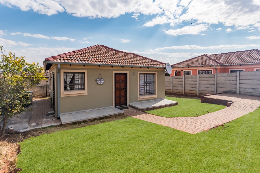 3 Bedroom Property for Sale in Witpoortjie Gauteng