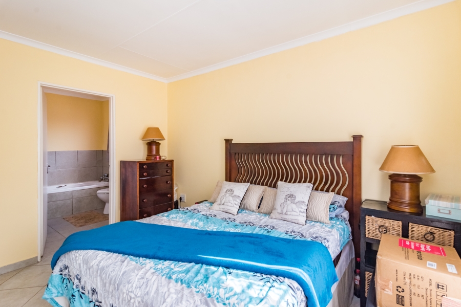 3 Bedroom Property for Sale in Witpoortjie Gauteng