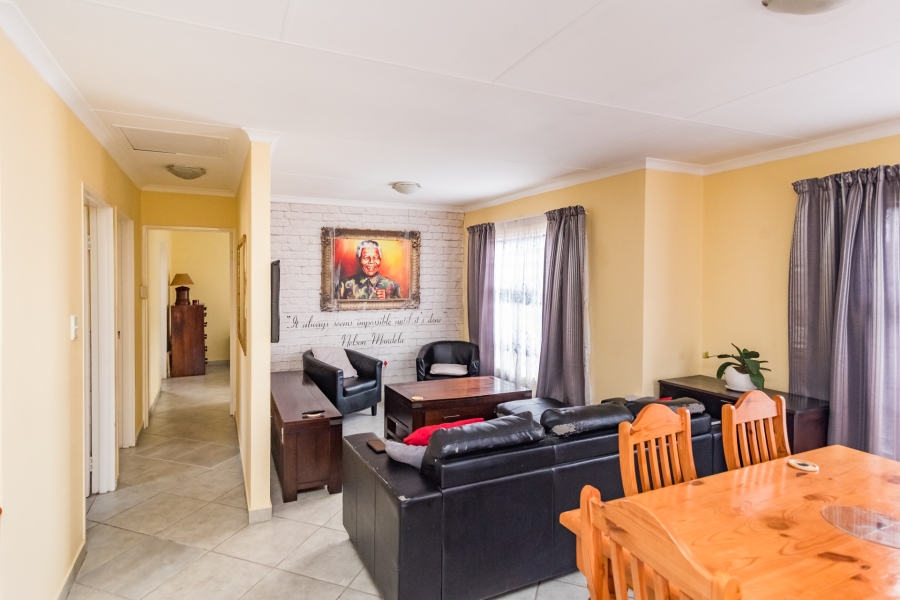3 Bedroom Property for Sale in Witpoortjie Gauteng