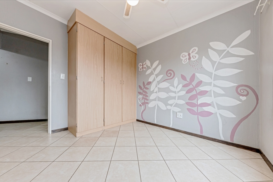 3 Bedroom Property for Sale in Willowbrook Gauteng